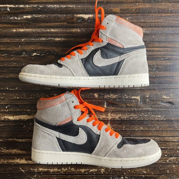 Jordan 1 Retro High OG Neutral Grey Hyper Crimson 2019 555088 018 Men’s Size 11 - Picture 3 of 7